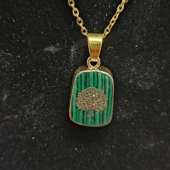 Green Malachite Tree of Life Necklace with 18in Gold Chain - Picture 6 of 6